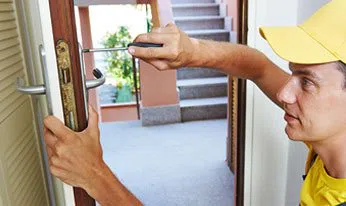 Cleveland-Lock-Locksmith Cleveland, OH 216-606-9015 - 10a-Residential-Lockouts
